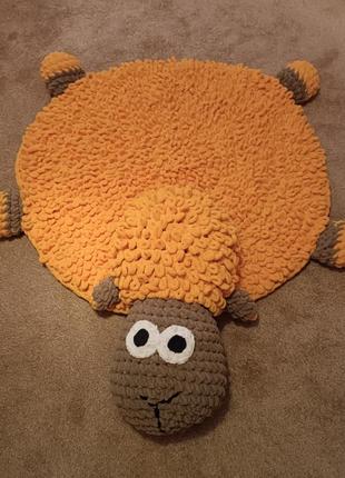 В'язаний коврик