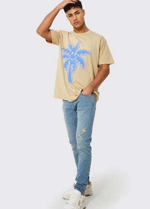 Фирменные джинсы от boohoo.