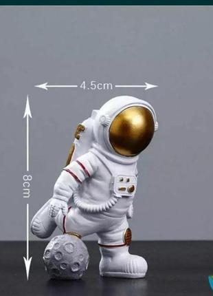 Набор космонавтов, статуэтки, фигурки, 3 шт9 фото