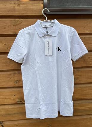 Футболка поло в стилі calvinklein
