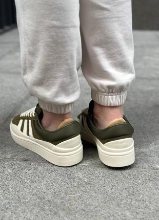 Женские кроссовки adidas на платформе с накладками и запасными шнурками8 фото