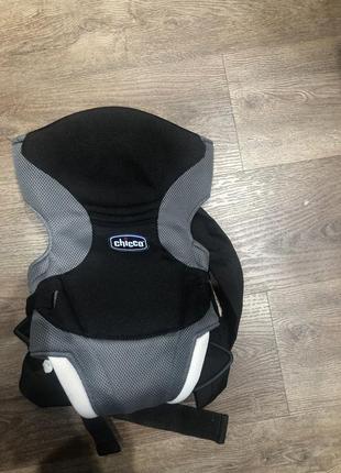 Нагрудна кенгуру-переноска chicco go baby