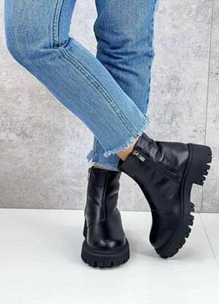 Шкіряні демі черевики жіночі на платформі7 фото