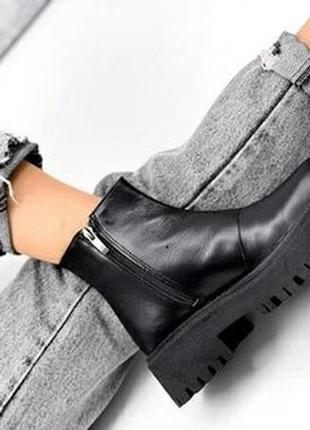 Шкіряні демі черевики жіночі на платформі4 фото