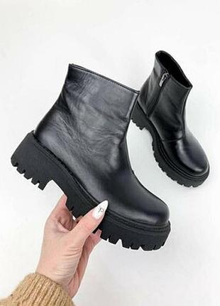 Шкіряні демі черевики жіночі на платформі2 фото