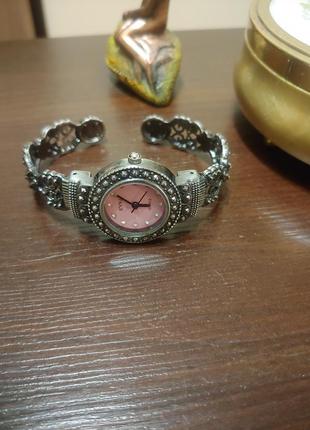 Часы женские eyki