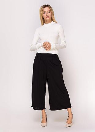 Новые кюлоты испанского бренда bershka