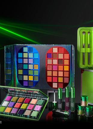 Палетка теней makeup revolution london &amp; matrix "neo" 48 цветов6 фото