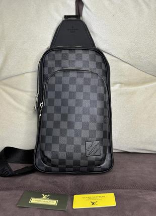 Сумка чоловіча louis vuitton avenue sling damier graphite с лого внизу6 фото