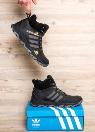 Чоловічі зимові черевики adidas terrex black9 фото