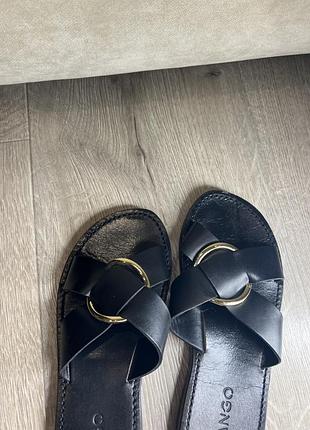Кожаные шлепанцы mango
