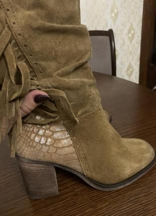 Ботінки-казаки.розмір 37,нові,натуральна замша