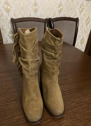 Ботінки-казаки.розмір 37,нові,натуральна замша