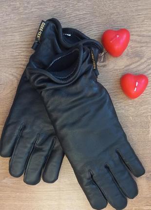 Перчатки перчатки