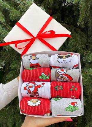 Бокс жіночих новорічних шкарпеток 36-41 р на 8 пар в подарунковій коробці із стрічкою4 фото