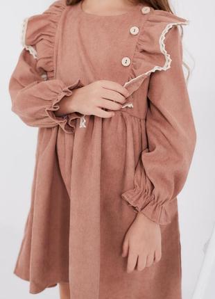 Платье микровельвет вельветовое винтажное праздничное для девочки однотонное беж малина розовое коричневое платье праздничное осеннее2 фото