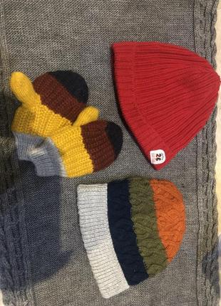 Набор 2 шапочки и перчатки