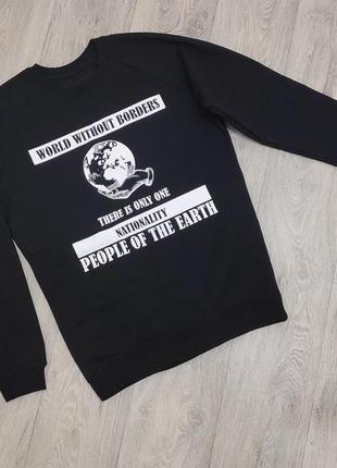 Крутой свитшот с оригинальным принтом