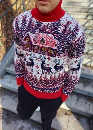 Чоловічий новорічний светр з оленями та доміком з горлом