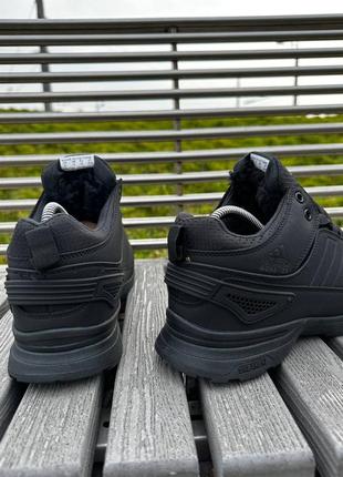 Зимові чоловічі кросівки чорні адідас adidas gore-tex5 фото