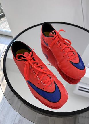 Яркие качественные футзалки nike mercurial2 фото