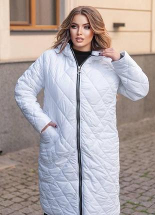 Женское зимнее стеганое длинное пальто с отстегивающимся капюшоном размеры батал 50-60