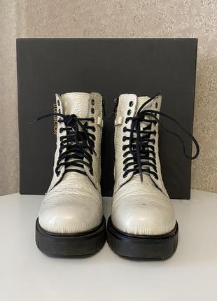 Стильные кожаные лаковые ботинки на шнуровке осень/весна демисезон5 фото