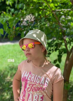Детские солнцезащитные очки в розовой оправе с оранжевыми дужками + pop it в подарок3 фото