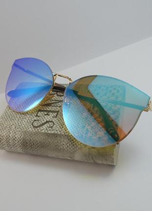 Голубые зеркальные очки в золотой оправе9 фото