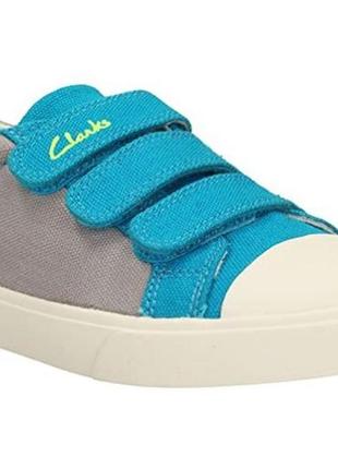 Р.33 clarks дитячі кросівки оригінал