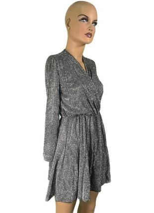 Вечернее короткое платье халат на запах серебристого цвета размер м6 фото