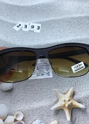 Модні окуляри з коричневими лінзами унісекс8 фото