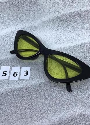 Чорні ретро окуляри з жовтими лінзами5 фото