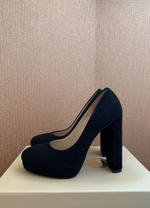 Туфлі жіночі стильна модель