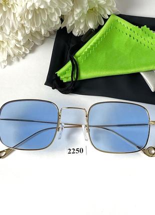 Солнцезащитные квадратные очки (унисекс)1 фото