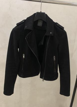 Черная замшевая куртка косуха женская primark4 фото