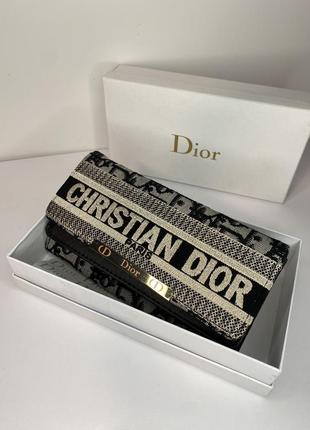 Кошелек в стиле dior4 фото