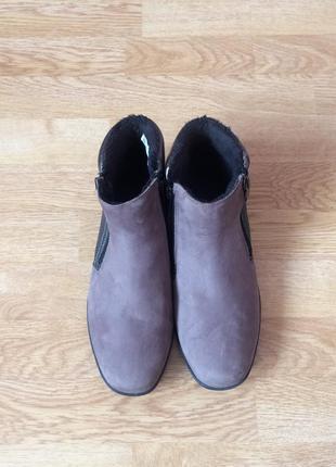 Зимние кожаные ботинки 39 размера в отличном состоянии2 фото