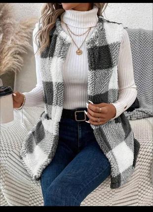 Безрукавка махровая жилетка короткий мех махра воротник плащевка поперечный воротник...