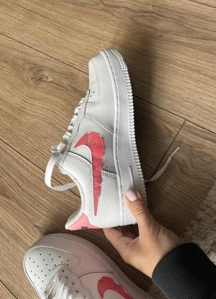 Кроссовки 36,5 найк, nike air force 13 фото