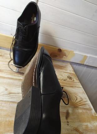 Шикарные классические туфли,кожа 10-й размер,28.5-29 см
