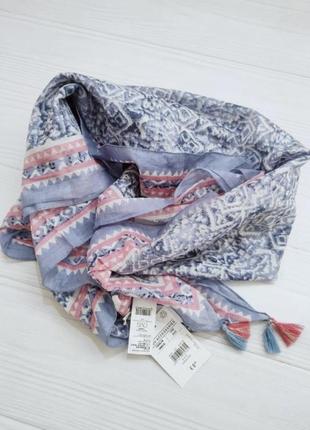 Шарфик хустинка дівчинці в геометричний малюнок шаль