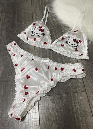 Женское белье с сердечками атласный комплект hello kitty3 фото