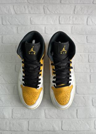 Кроссовки nike jordan 1 mid university gold кросівки кеды 41 оригинал3 фото