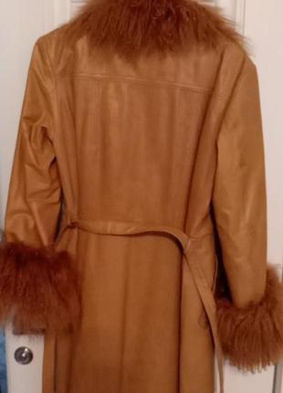 Натуральное кожаное пальто с мехом ламы3 фото