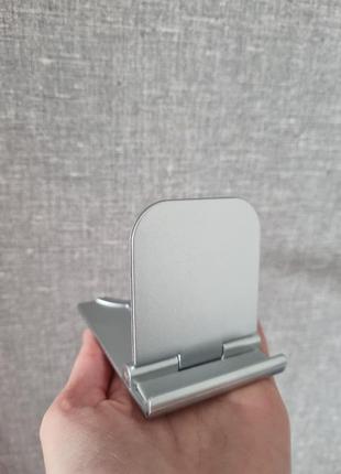 Подставка под телефон