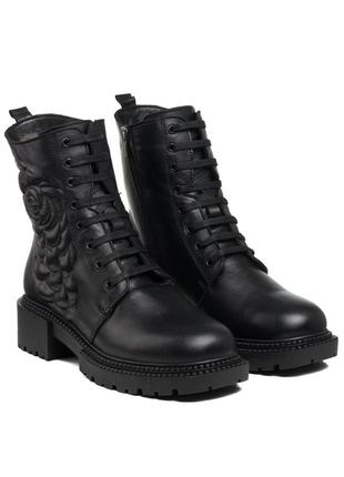 Ботинки женские черные на шнуровке 480цz