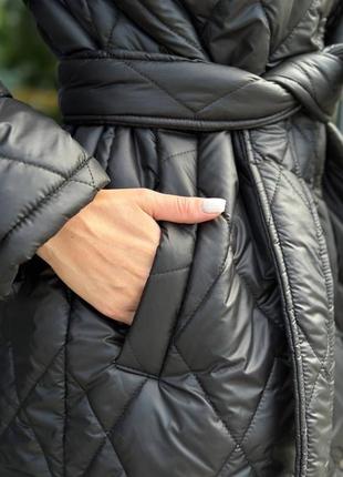 Стеганое пальто 😍 базовое черное пальто 💗 женское стеганое пальто с поясом 💗 пальто с капюшоном 🌸7 фото