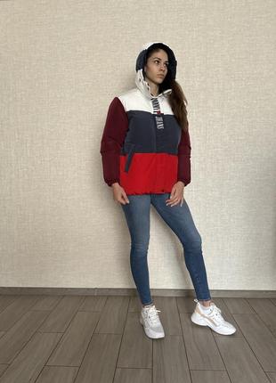 Новый оригинальный женский пуховик tommy hilfiger jeans размер xs4 фото