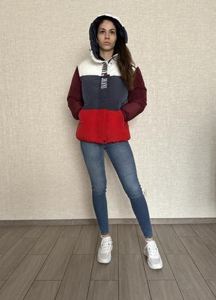 Новый оригинальный женский пуховик tommy hilfiger jeans размер xs5 фото